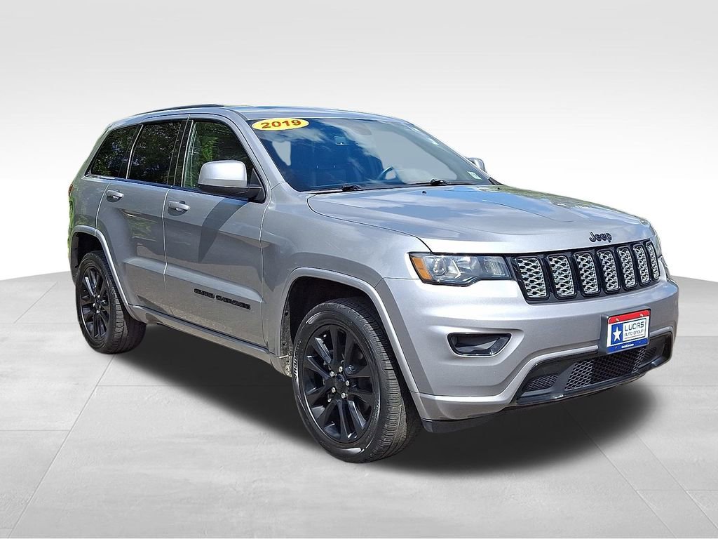 Used 2019 Jeep Grand Cherokee Altitude