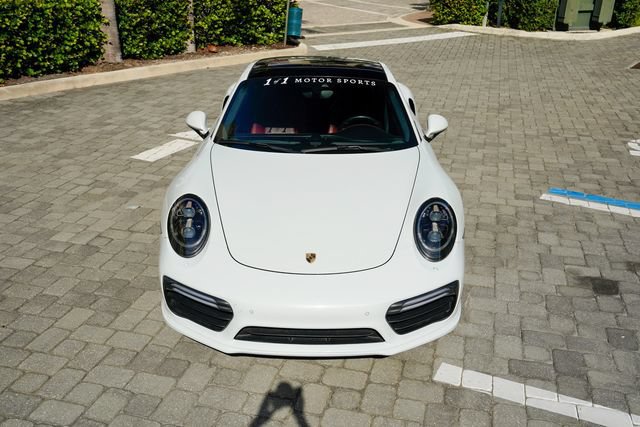 Used 2017 Porsche 911 4 Coupe AWD/4WD image 5