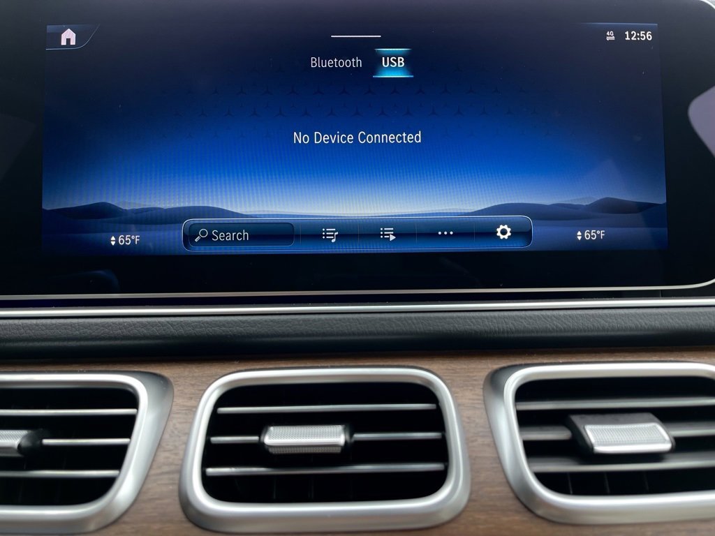 Used 2025 Mercedes-Benz GLS 450 4MATIC image 34