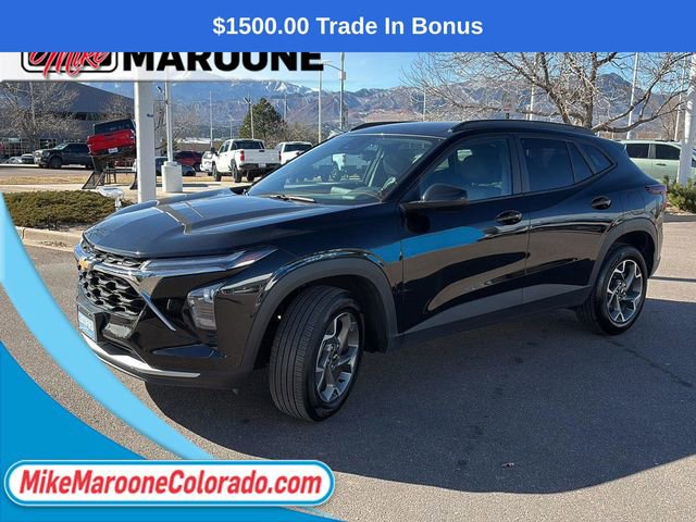 Certified 2025 Chevrolet Trax LT w/ LT Convenience Package image 3