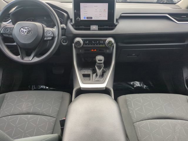 Used 2023 Toyota RAV4 XLE image 17