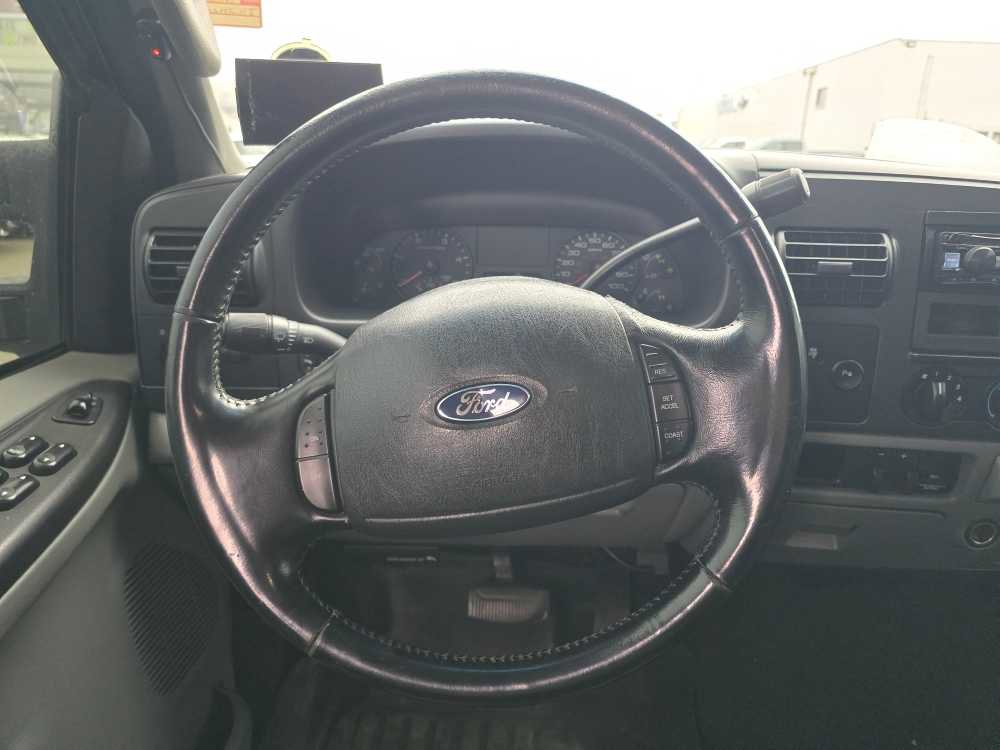 Used 2005 Ford F250 XL AWD/4WD image 12