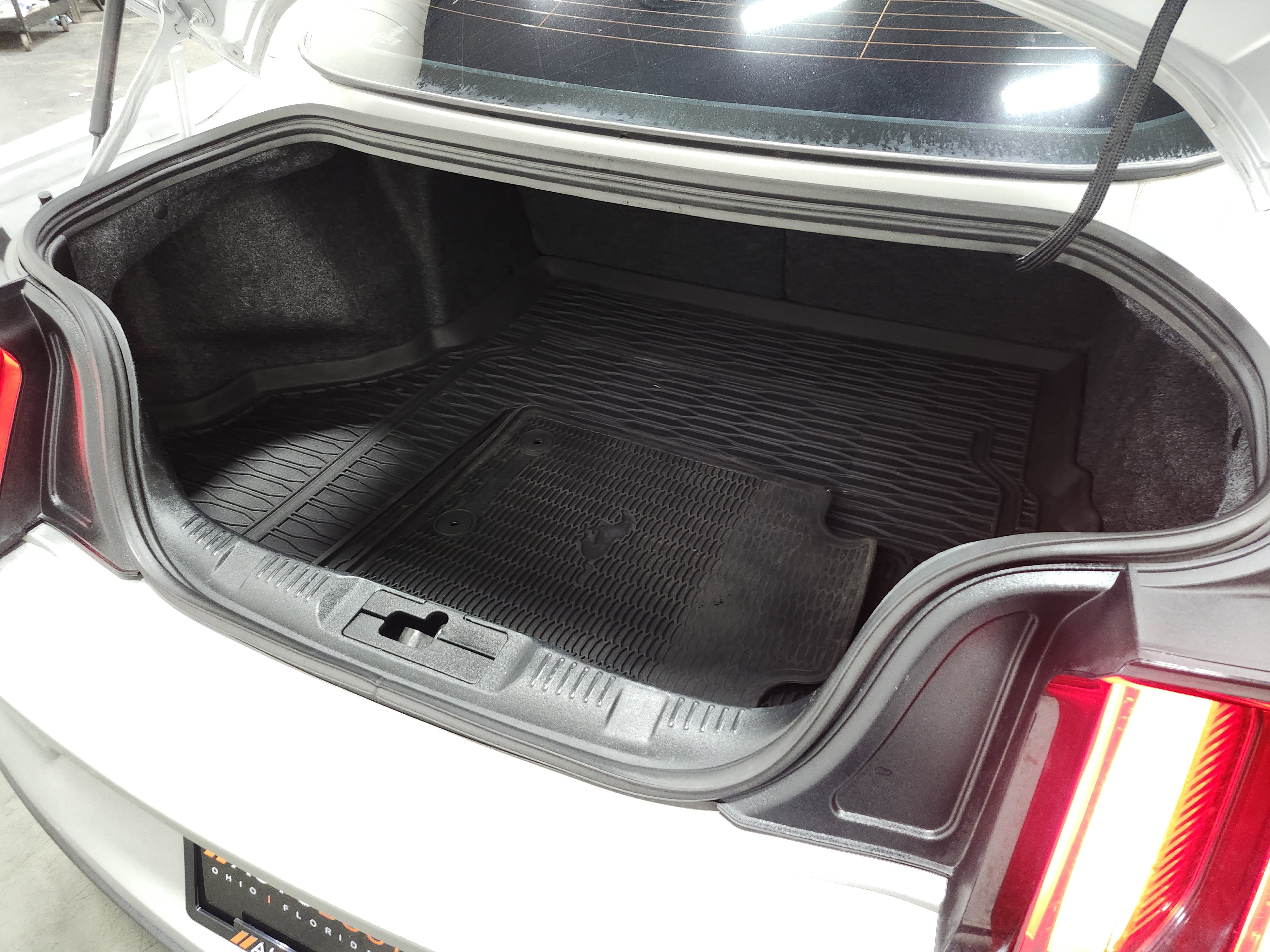 Used 2015 Ford Mustang GT Premium image 21