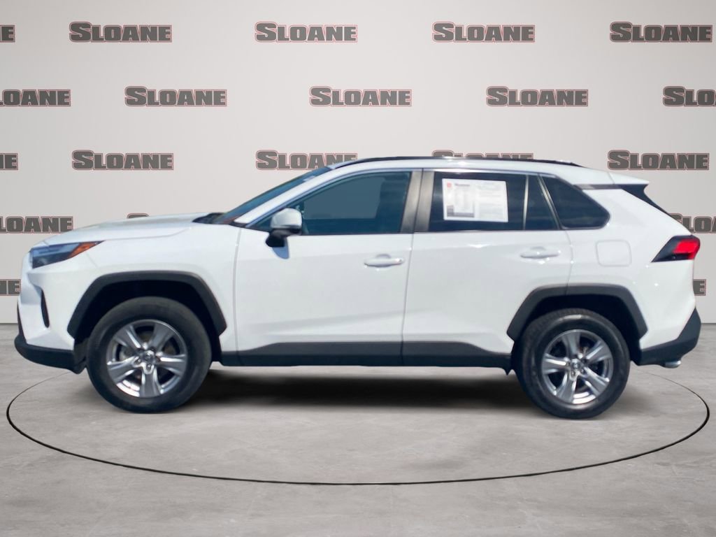 Used 2024 Toyota RAV4 XLE AWD/4WD image 2