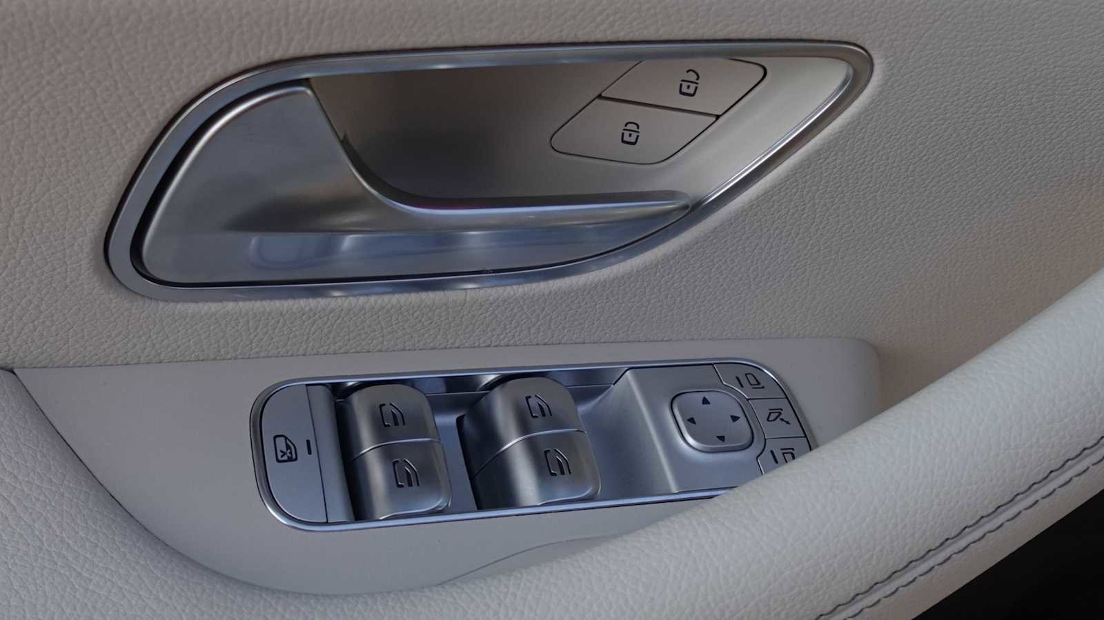 Certified 2026 Mercedes-Benz GLE 350 4MATIC image 23