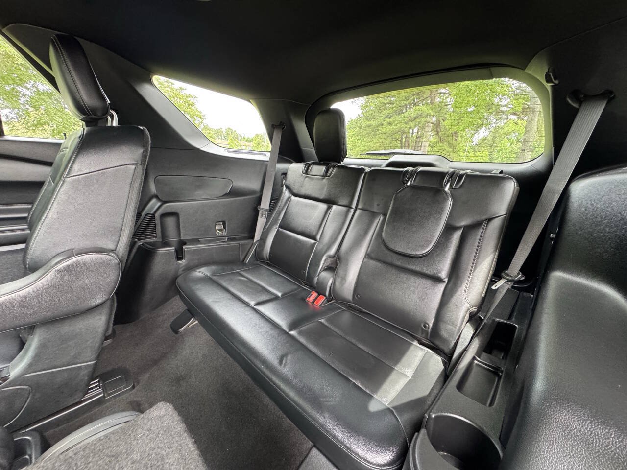 Used 2020 Ford Explorer XLT w/ Equipment Group 202A RWD image 19