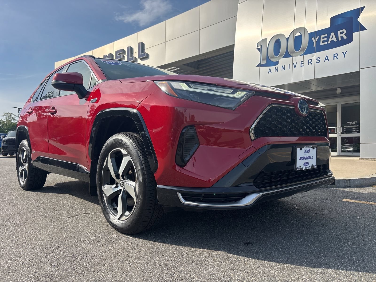 Used 2022 Toyota RAV4 SE AWD/4WD image 11