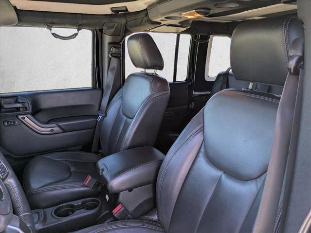 Used 2018 Jeep Wrangler Unlimited Sahara image 11