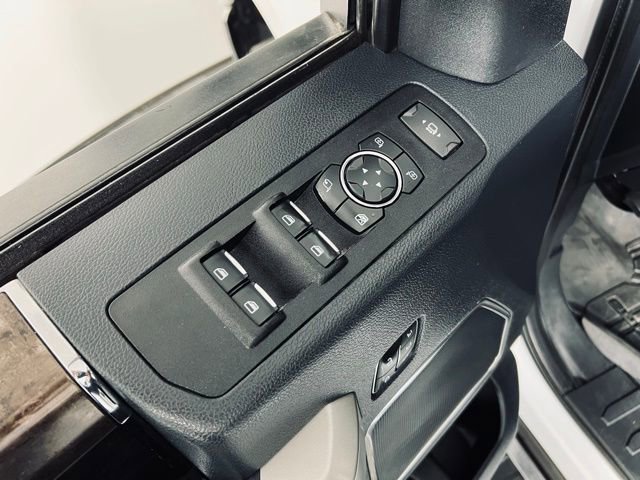Used 2022 Ford F350 Lariat w/ Chrome Package AWD/4WD image 27