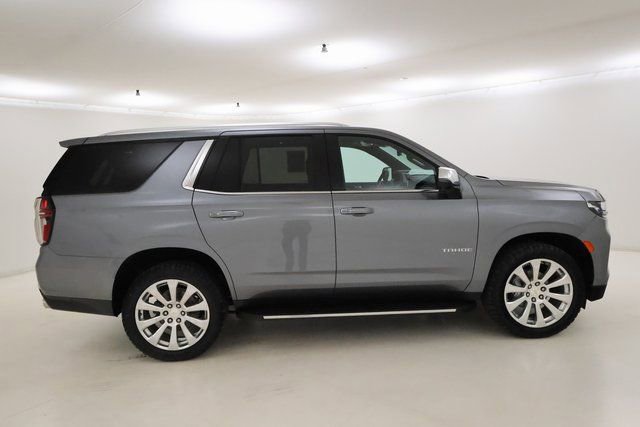 Used 2022 Chevrolet Tahoe Premier w/ Premium Package image 2