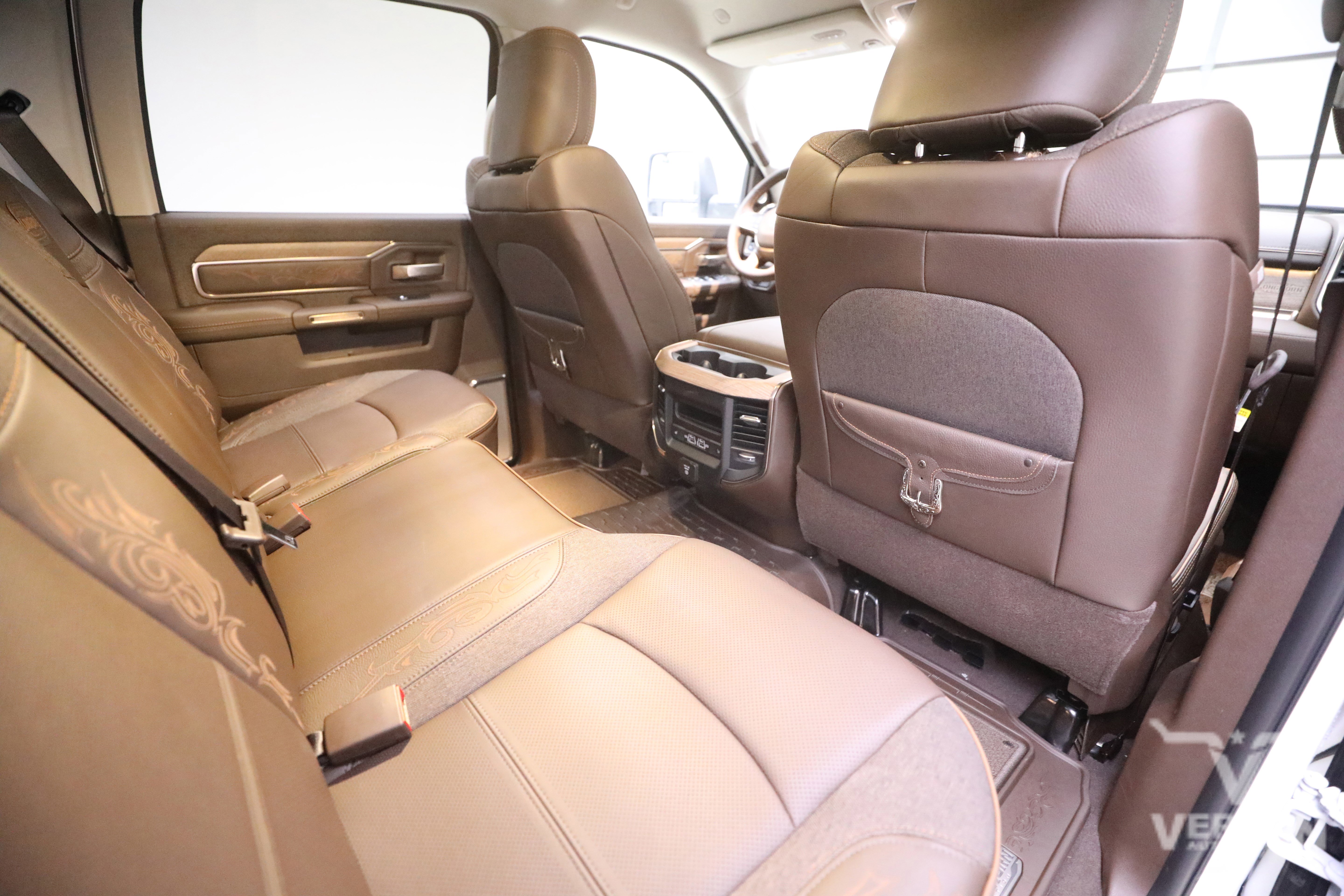 New 2026 RAM 3500 Limited image 12