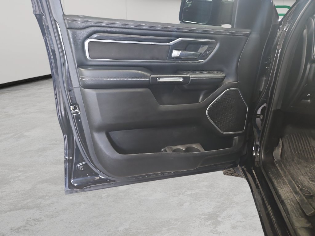 Used 2023 RAM 1500 Laramie AWD/4WD image 38
