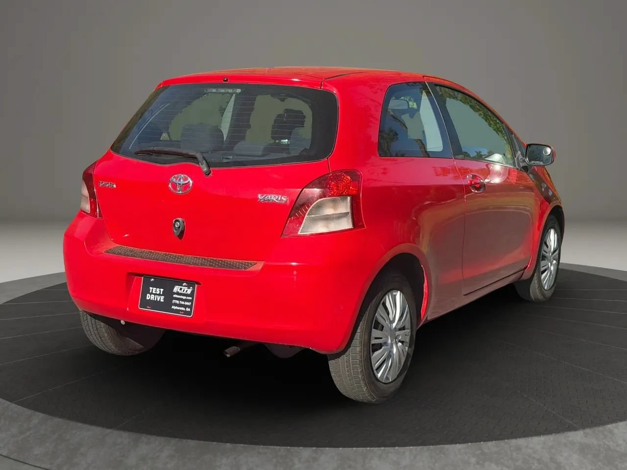 Used 2007 Toyota Yaris 2-Door Hatchback w/ Convenience Pkg FWD image 6