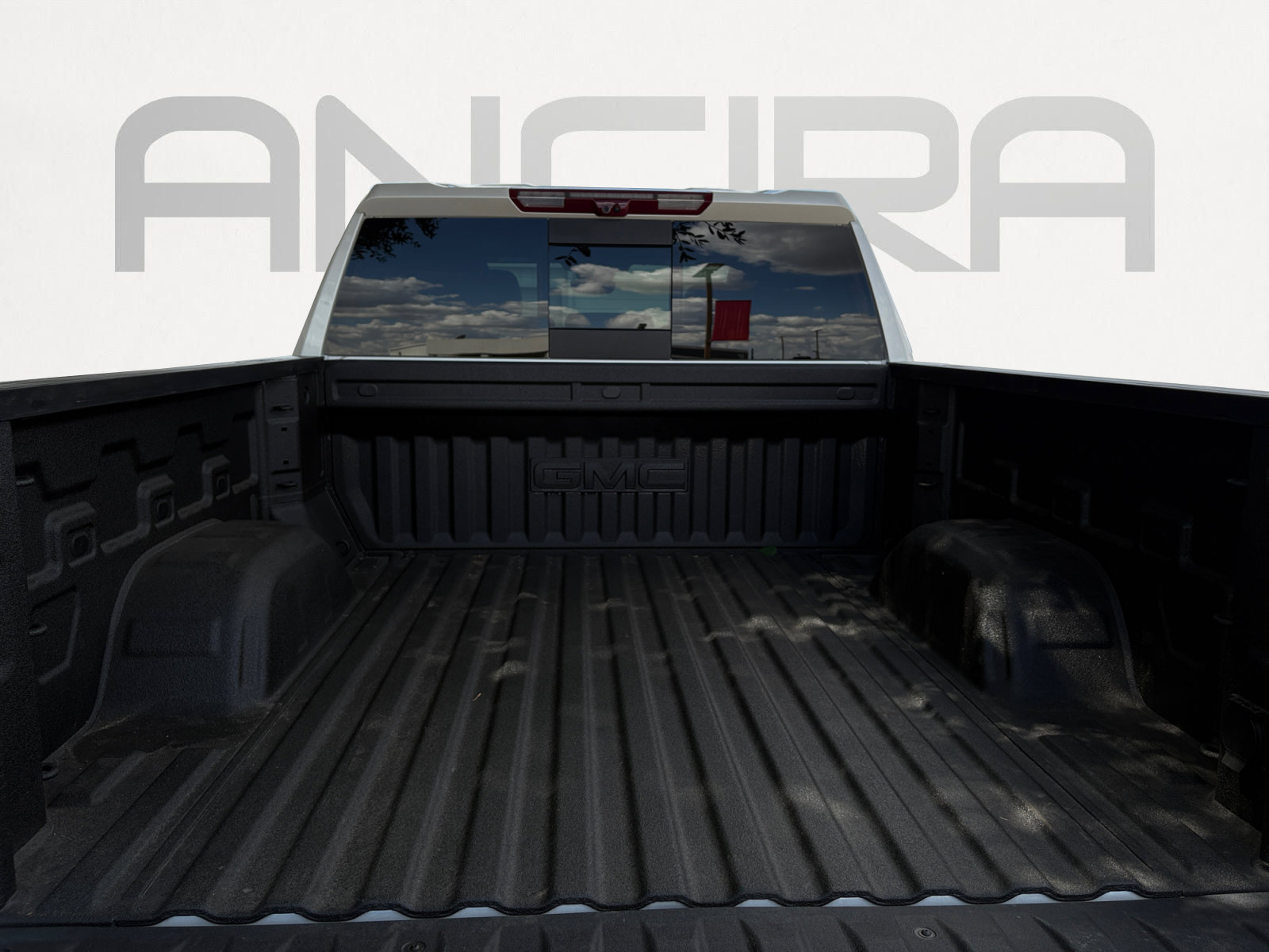 Used 2025 GMC Sierra 1500 Denali AWD/4WD image 11