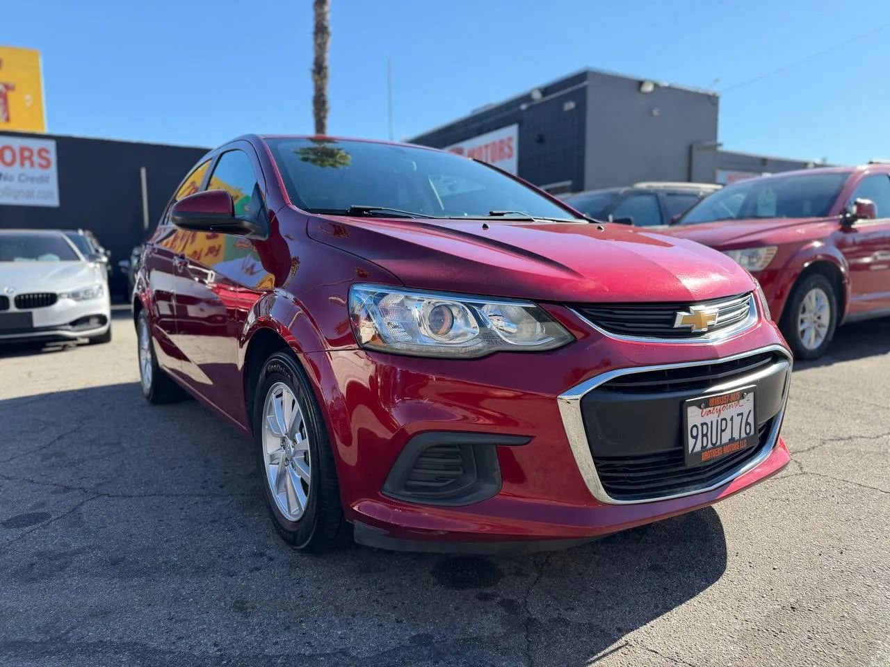 Used 2019 Chevrolet Sonic LT w/ Convenience Package image 4