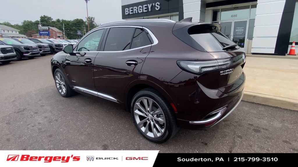 Certified 2021 Buick Envision Avenir w/ Technology Package II AWD/4WD image 8
