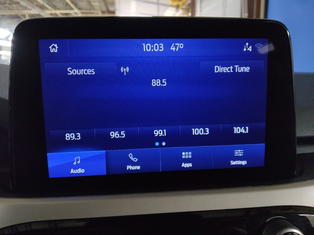 Used 2020 Ford Escape SE image 25