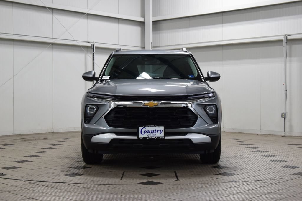 New 2026 Chevrolet TrailBlazer LT w/ Convenience Package FWD image 2