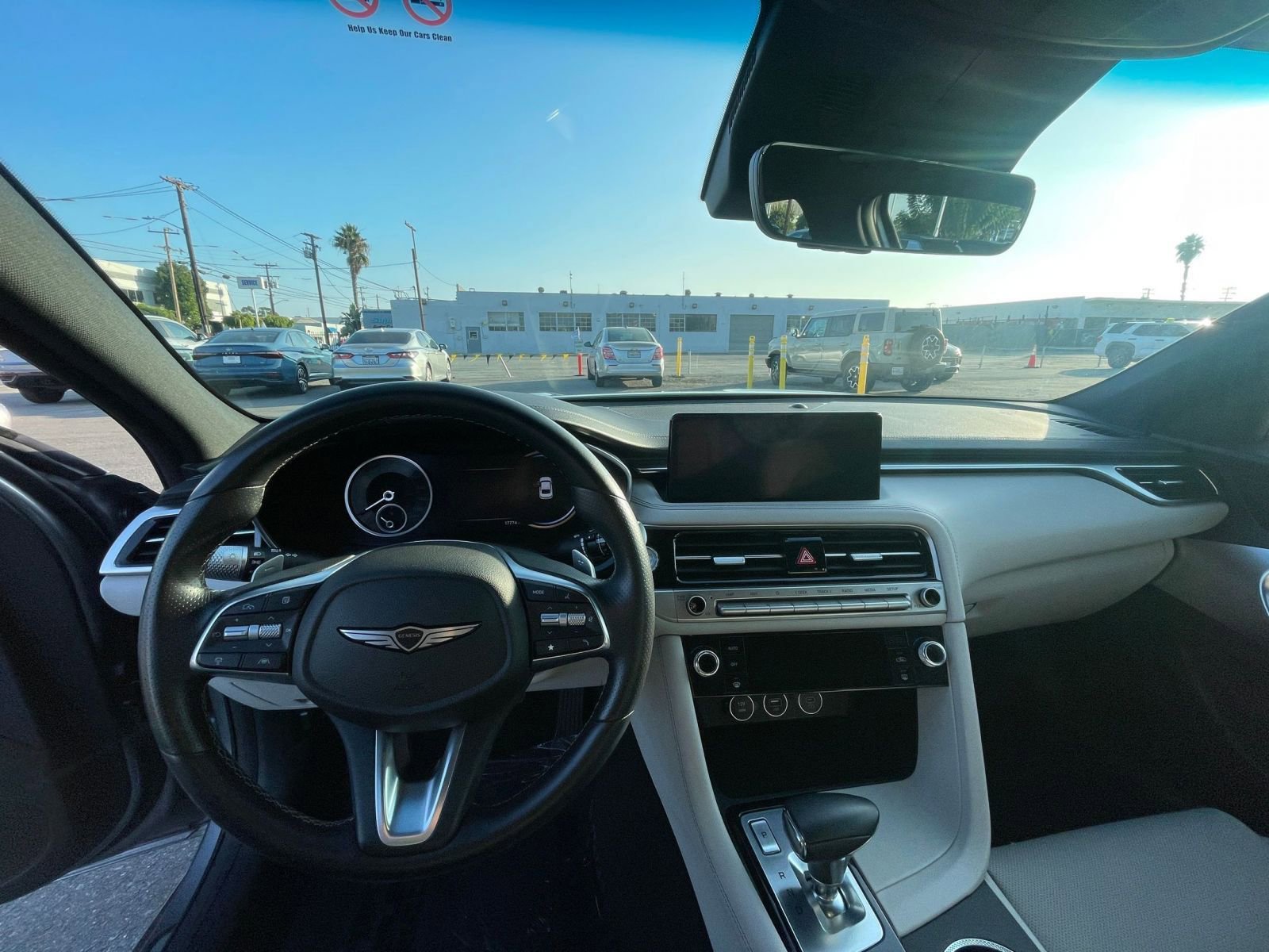 Used 2025 Genesis G70 2.5T image 35