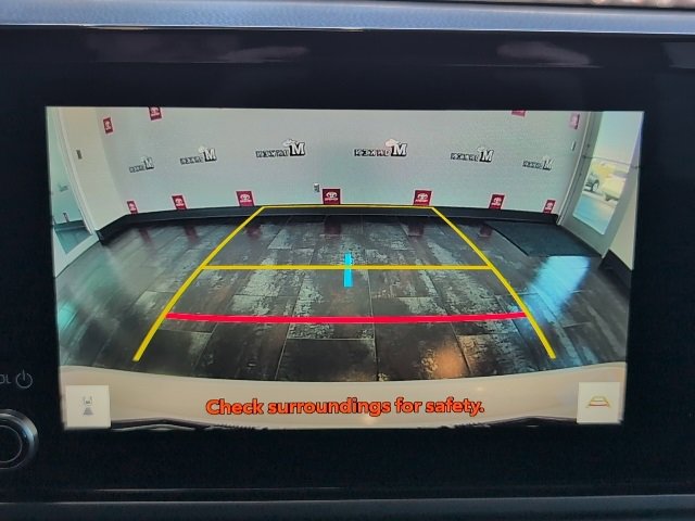 Used 2025 Toyota Camry SE image 34