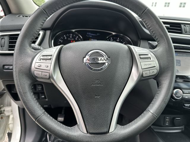 Used 2015 Nissan Rogue SL w/ SL Premium Package AWD/4WD image 13