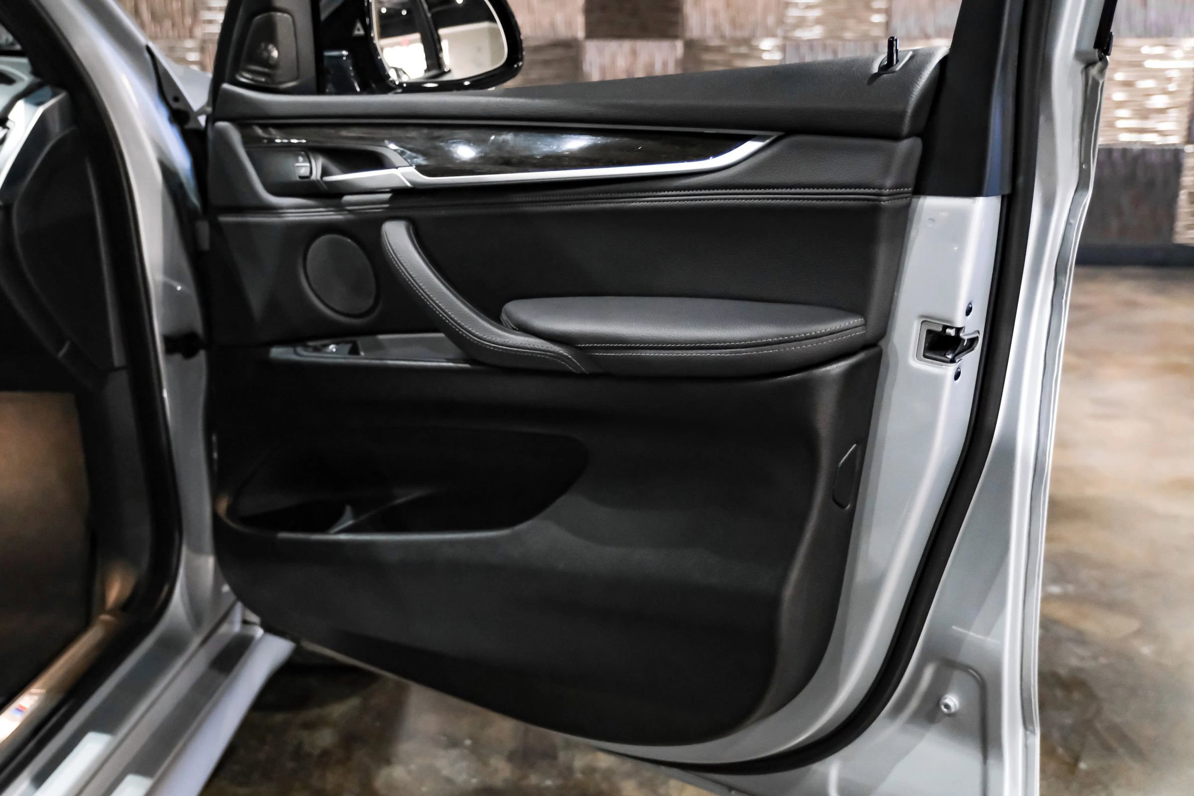 Used 2018 BMW X5 xDrive50i image 43