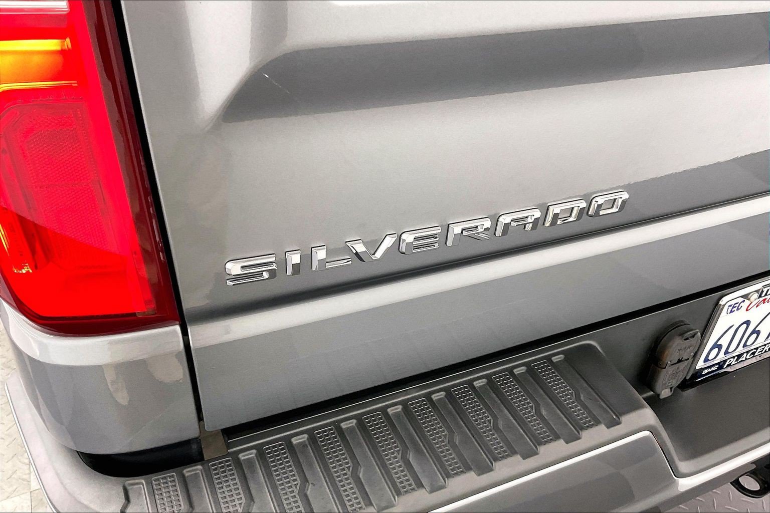 Used 2021 Chevrolet Silverado 1500 RST RWD image 31