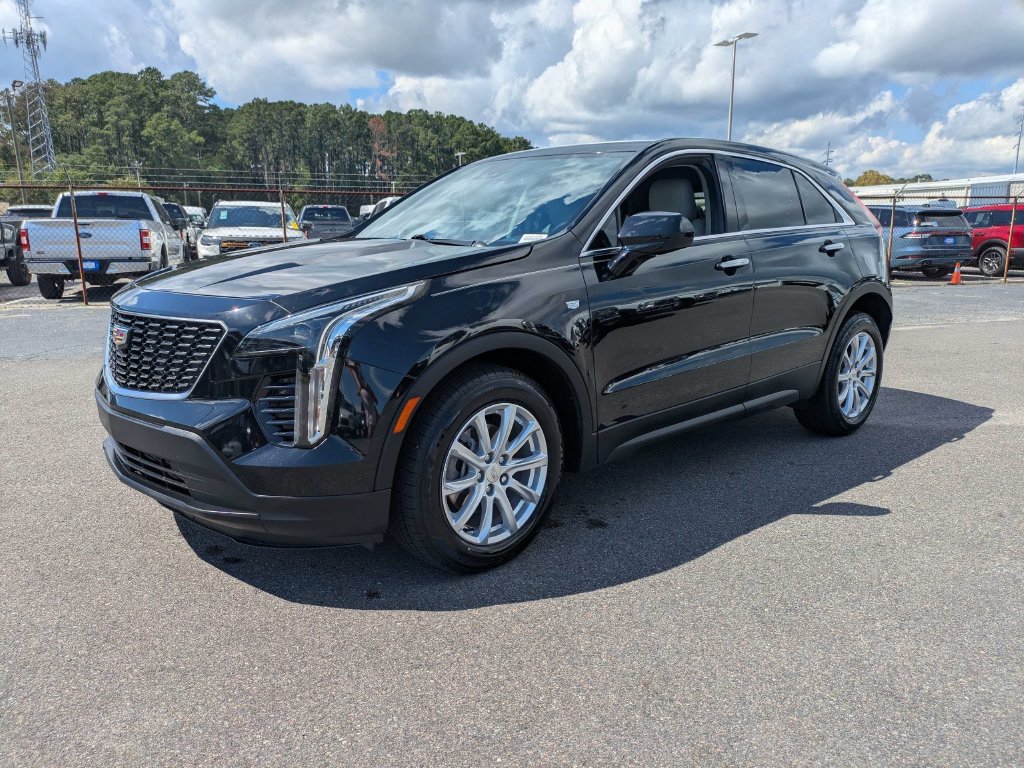 Used 2023 Cadillac XT4 Luxury FWD image 8