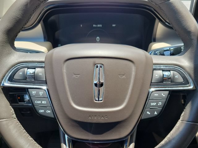 Certified 2022 Lincoln Nautilus FWD w/ Premium Package image 19