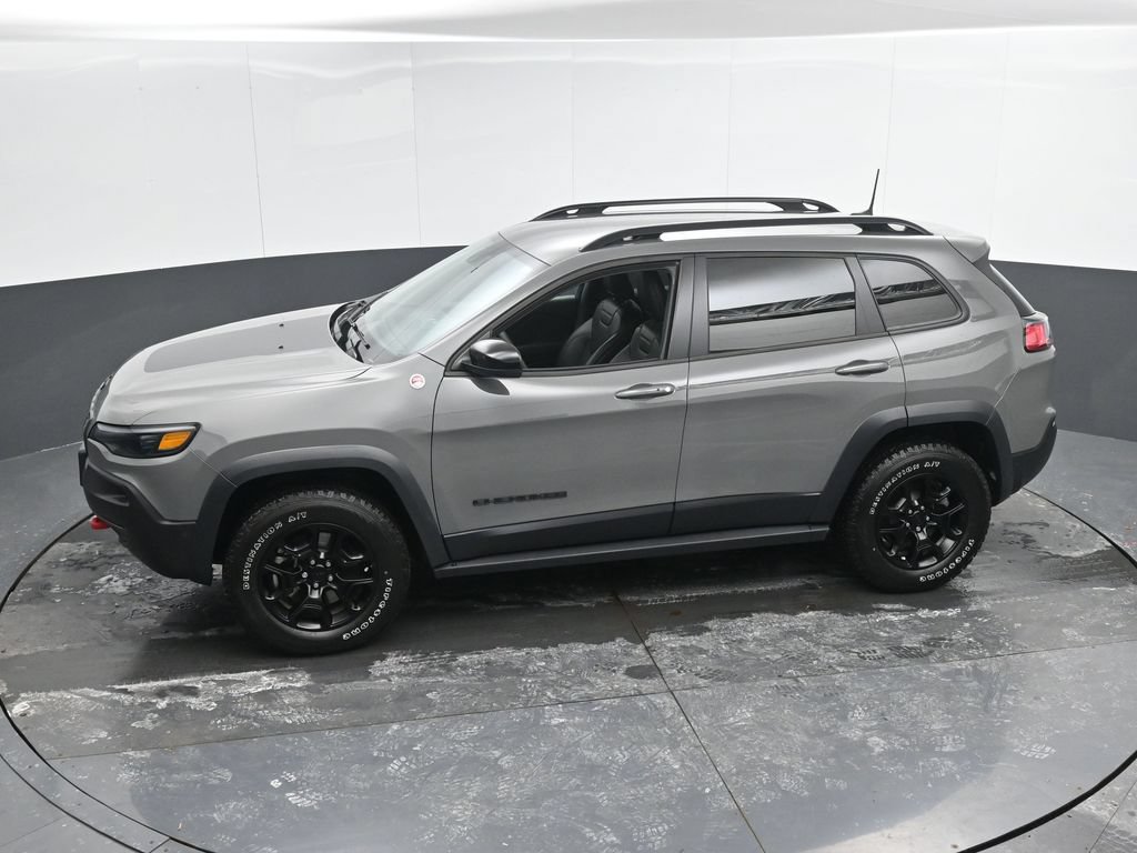 Used 2023 Jeep Cherokee Trailhawk w/ Trailer Tow Group AWD/4WD image 42