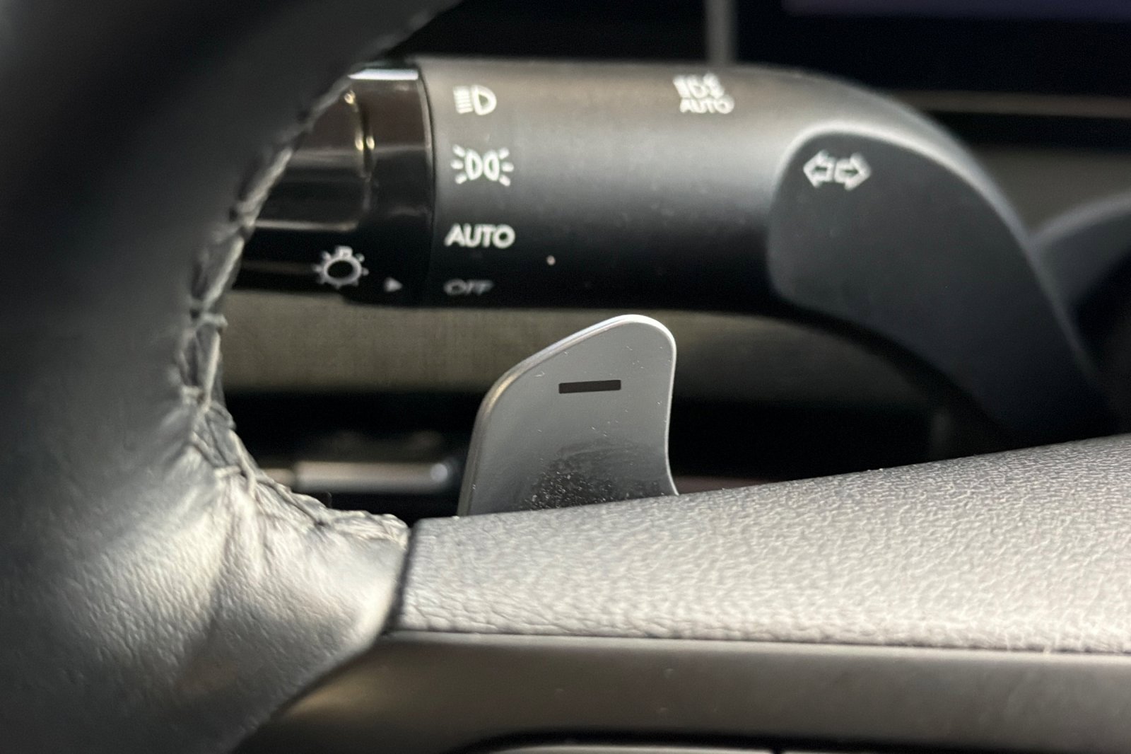 Certified 2025 Hyundai Santa Cruz Limited image 34