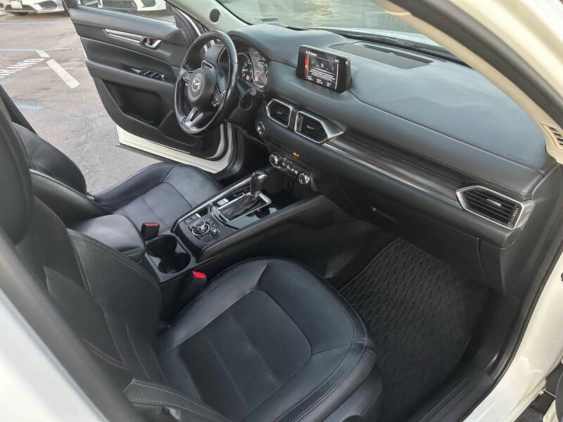 Used 2018 MAZDA CX-5 Grand Touring w/ Premium Package image 18