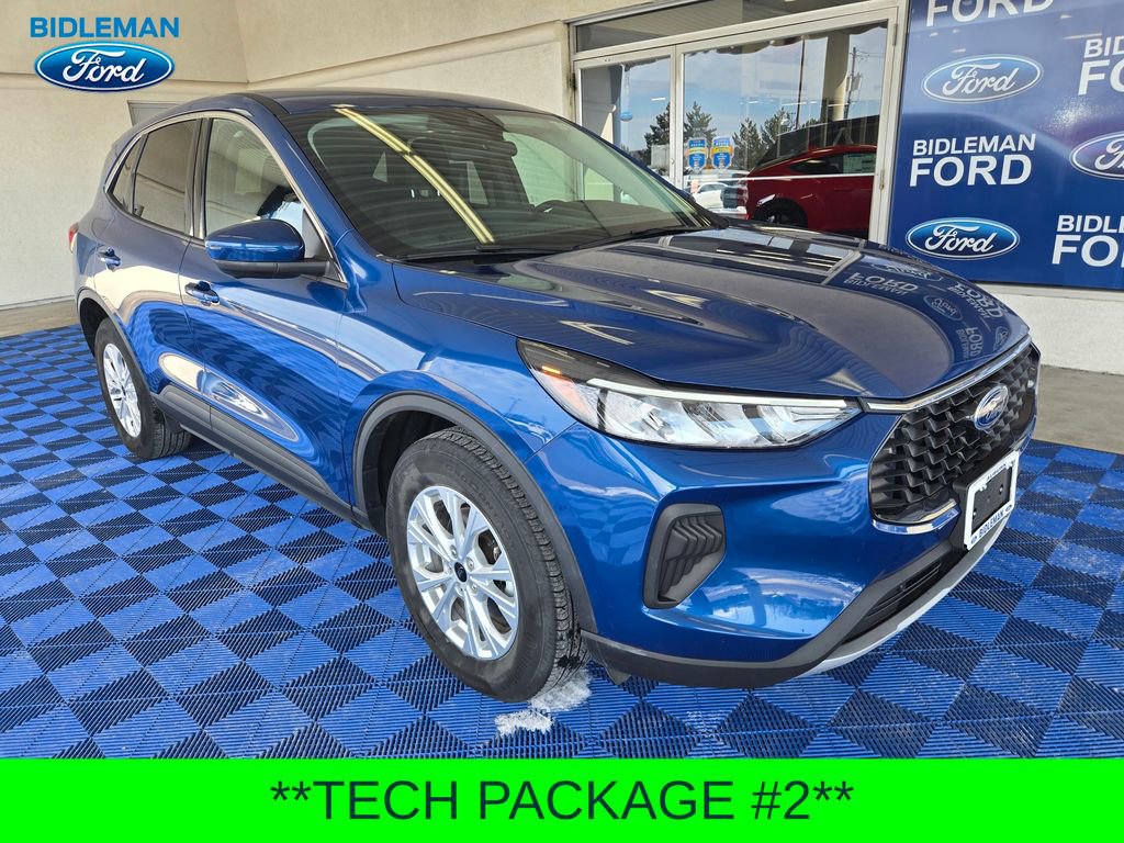 Used 2023 Ford Escape Active w/ Tech Pack #2 image 1