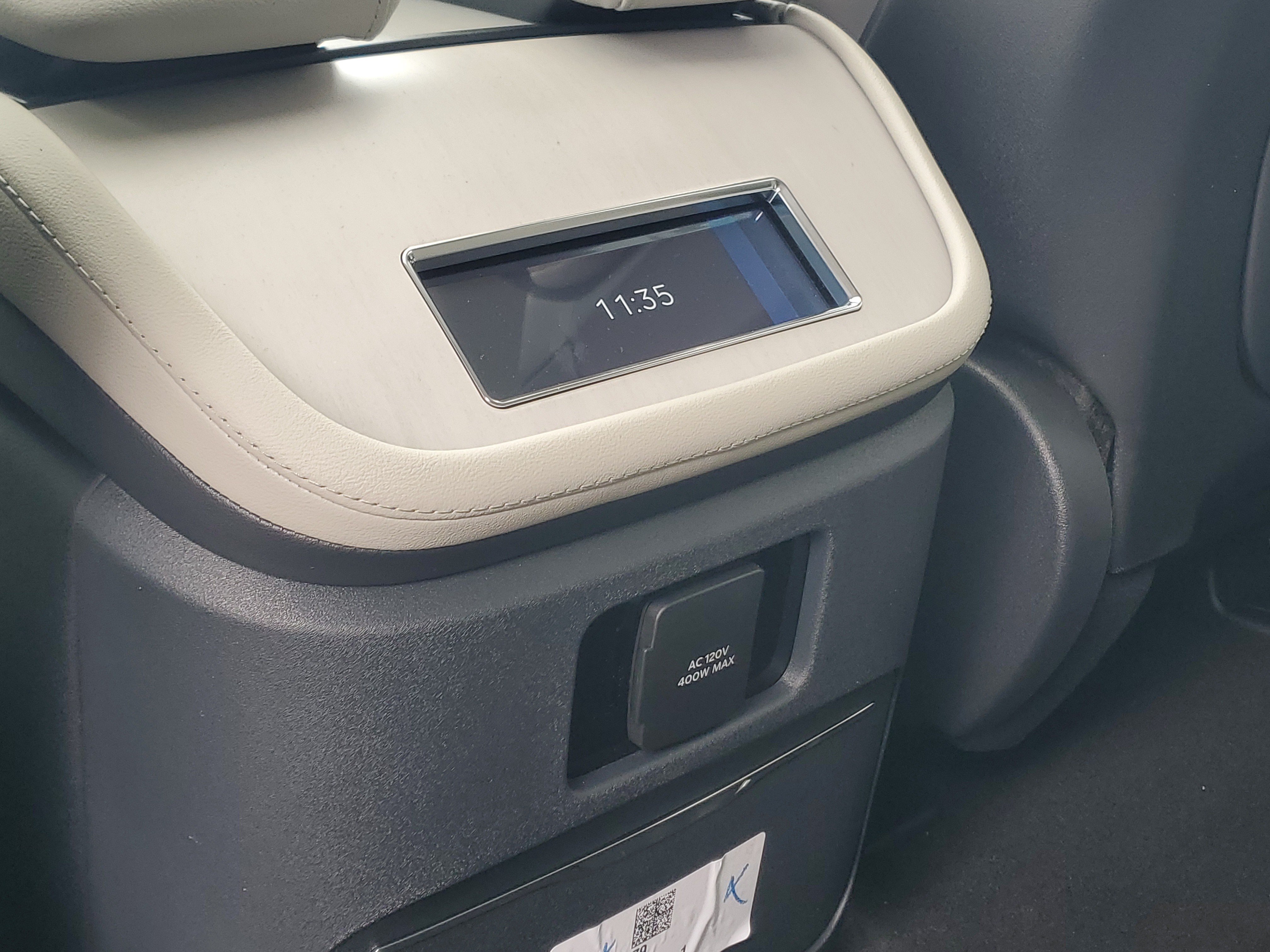 New 2026 Lincoln Navigator Reserve AWD/4WD image 29