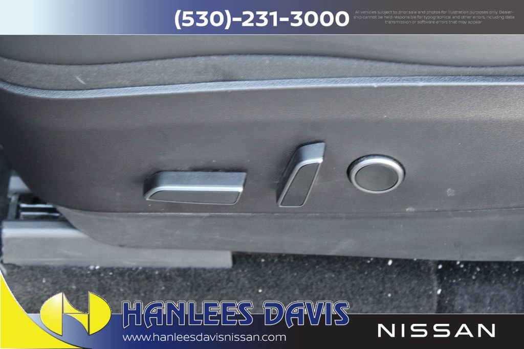 Used 2021 Tesla Model Y Long Range AWD/4WD image 15