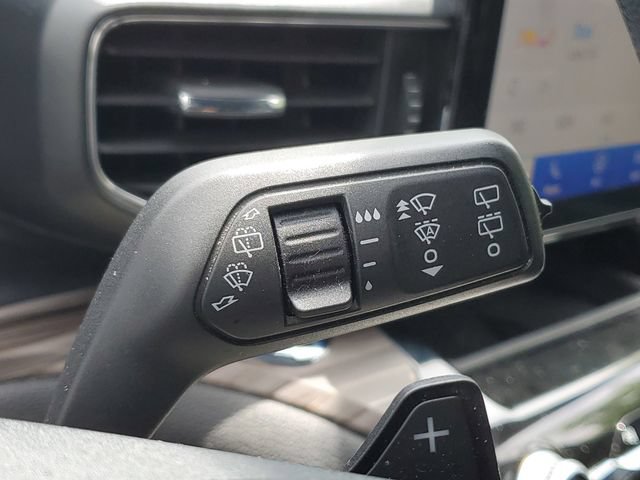 Used 2021 Ford Explorer Limited w/ Hybrid Equipment Group 310A AWD/4WD image 11
