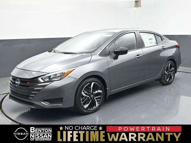 New 2025 Nissan Versa SR w/ Trunk Package
