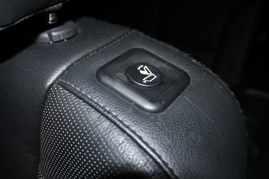 Used 2020 Kia Telluride EX image 30