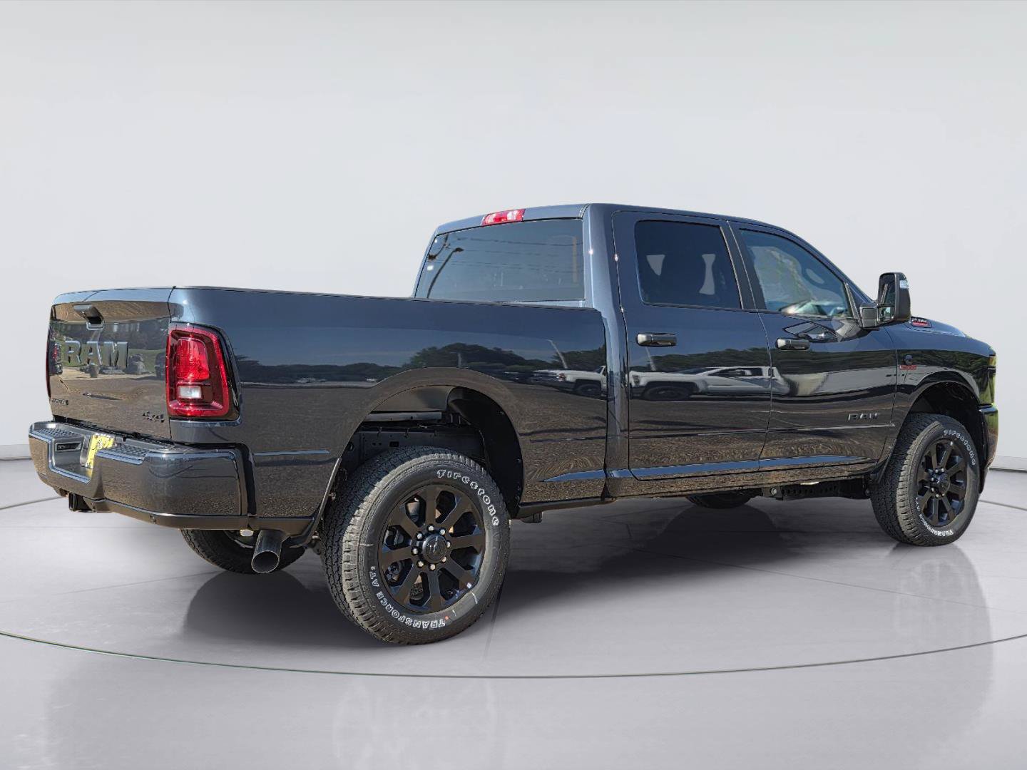 New 2026 RAM 2500 Big Horn AWD/4WD image 3