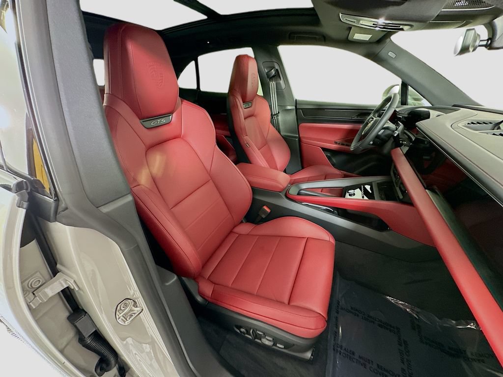 New 2026 Porsche Macan GTS Electric AWD/4WD image 30