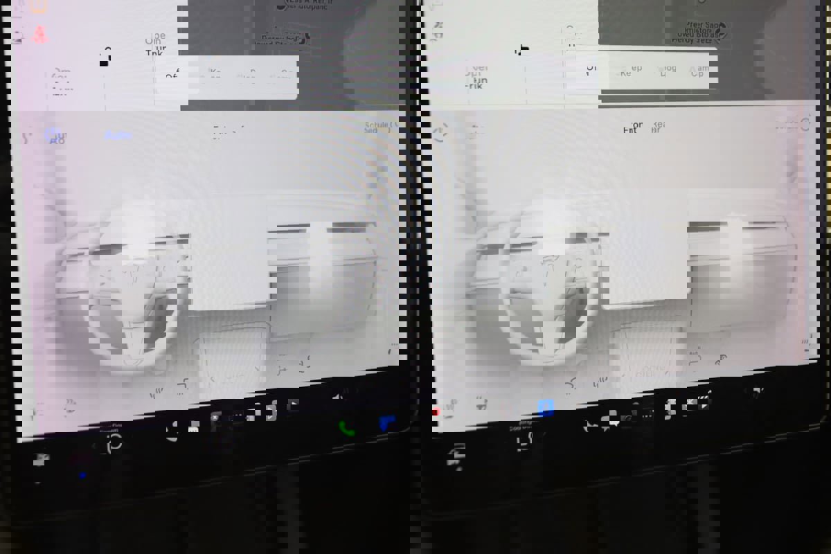 Used 2021 Tesla Model Y Long Range image 32