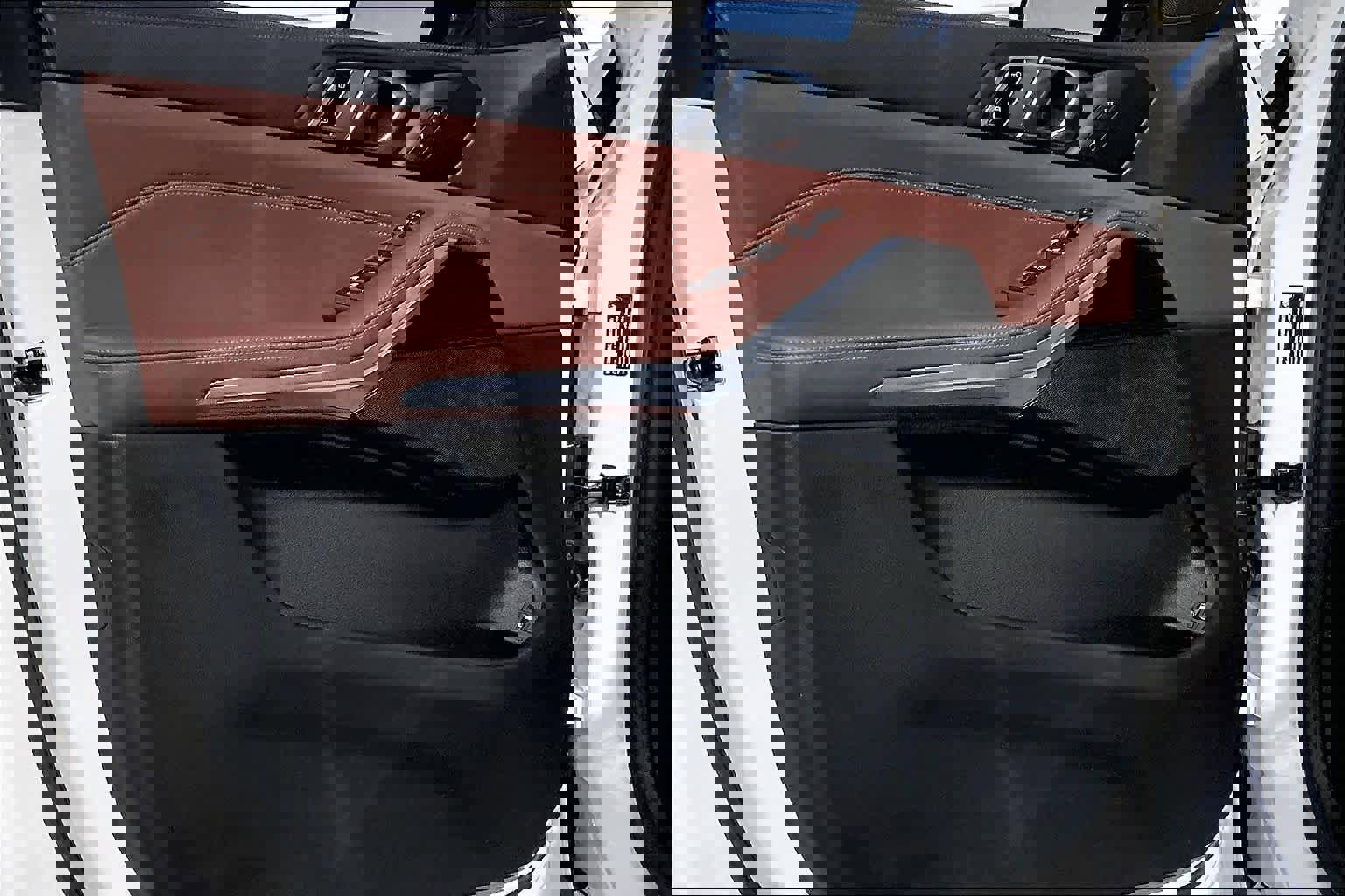 Certified 2023 BMW X5 xDrive45e w/ Executive Package image 24