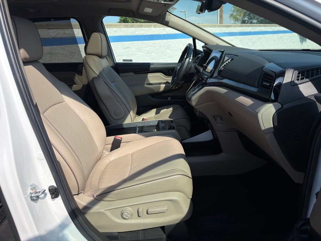 Certified 2024 Honda Odyssey Elite image 26