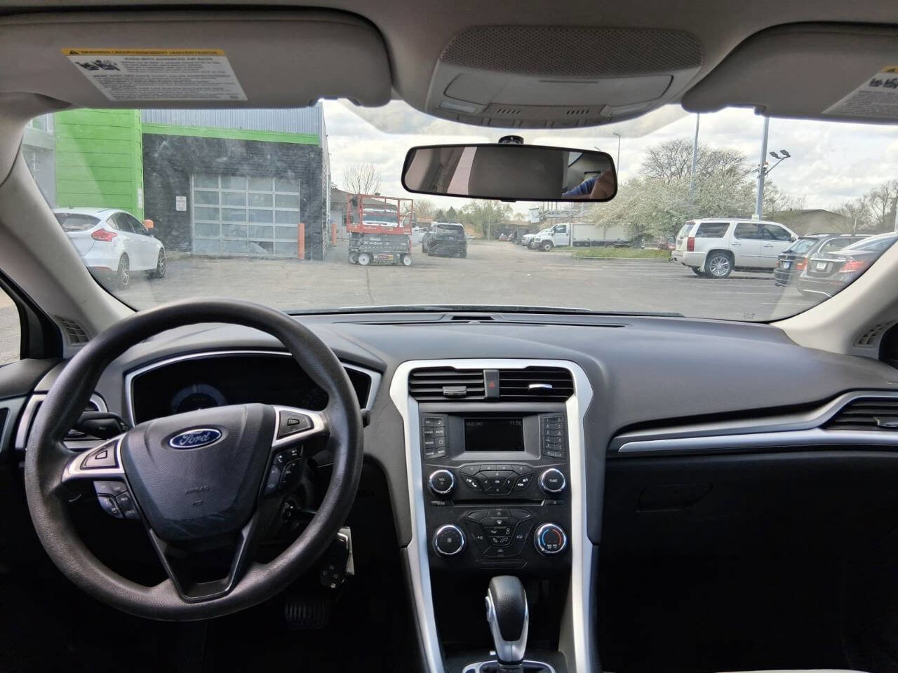 Used 2014 Ford Fusion S FWD image 9