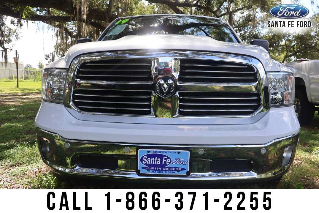 Used 2019 RAM 1500 Big Horn RWD image 6