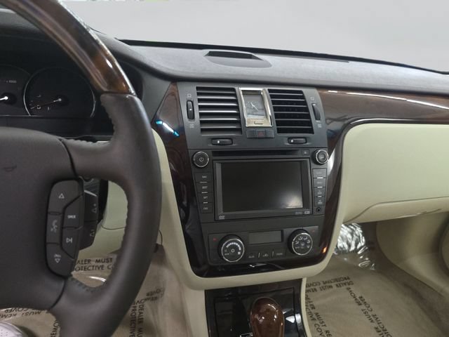 Used 2009 Cadillac DTS Performance FWD image 30