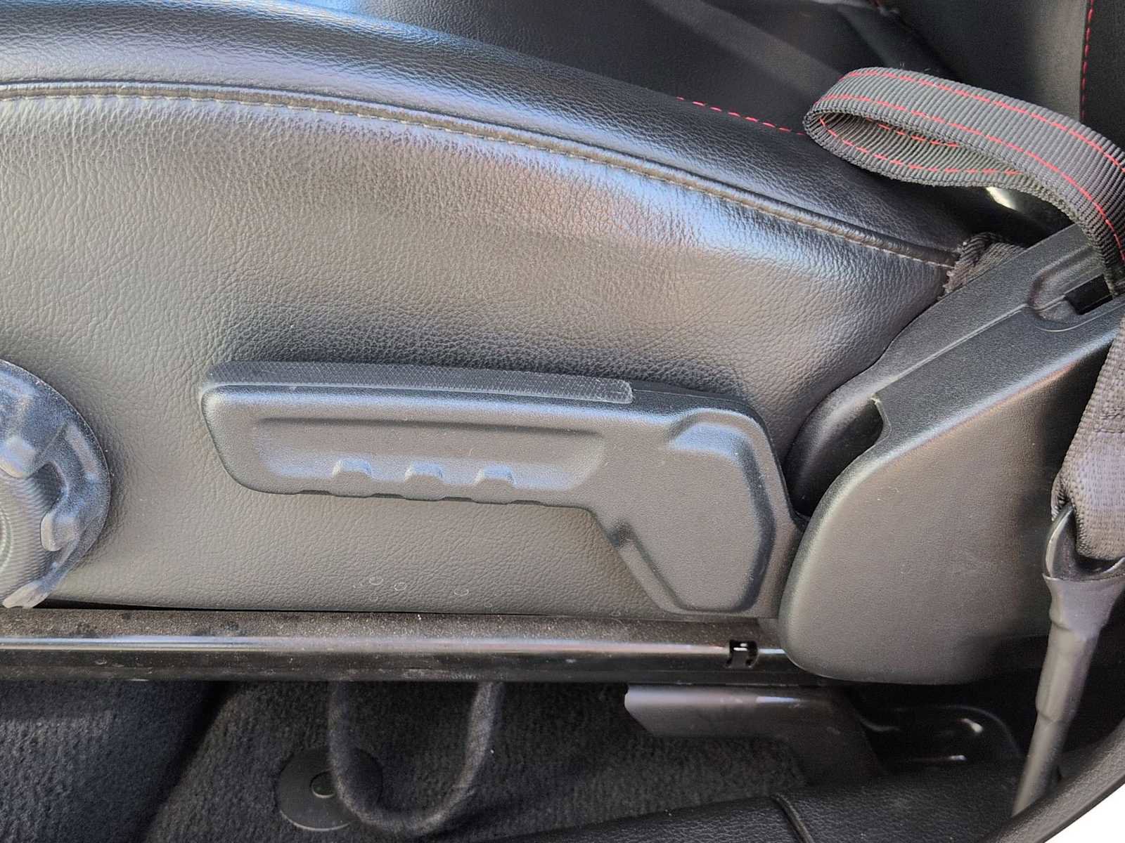 Used 2022 Jeep Wrangler Unlimited Rubicon w/ Steel Bumper Group image 18