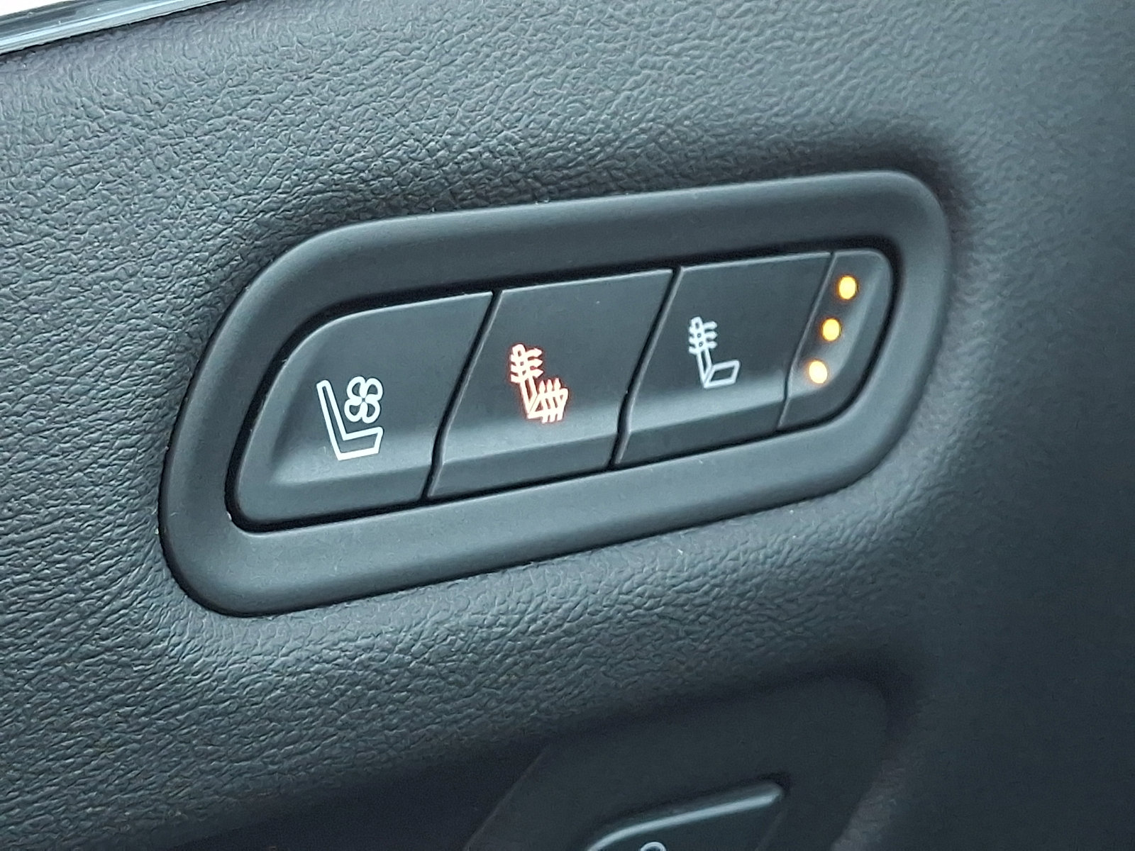 Certified 2023 Cadillac Escalade Sport w/ LPO, ONYX Package image 27