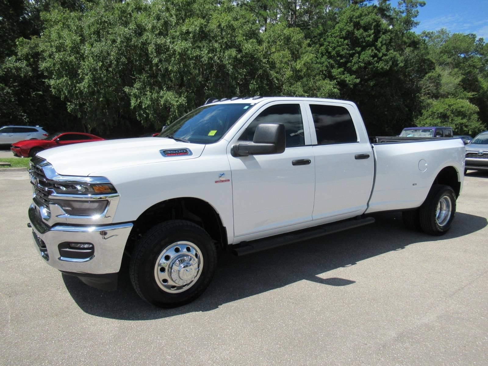Certified 2026 RAM 3500 Tradesman w/ Chrome Appearance Group AWD/4WD image 4
