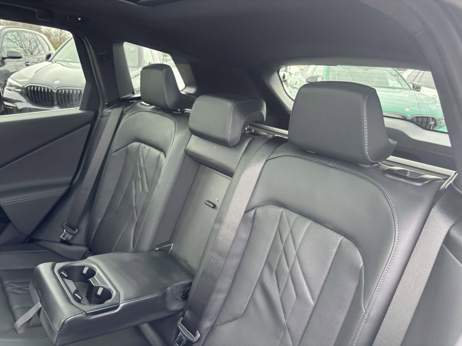 New 2026 BMW X3 xDrive30 w/ Convenience Package image 25